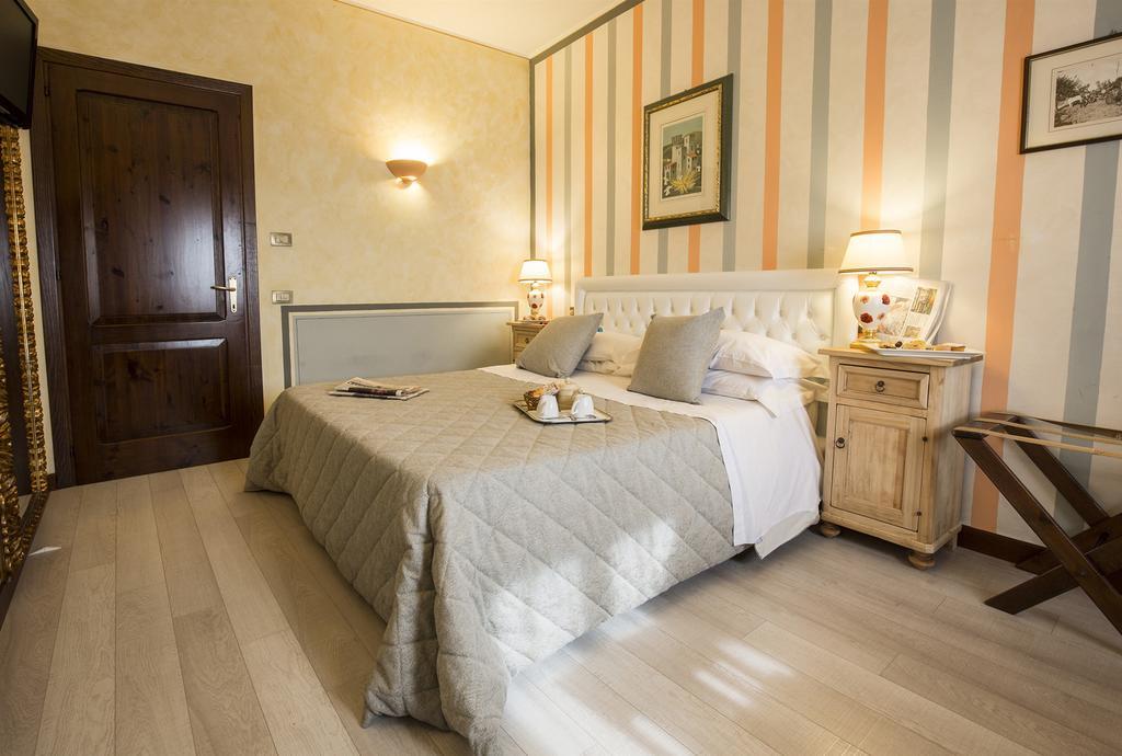 Il Melograno Agriturismo & Spa Pianello  エクステリア 写真